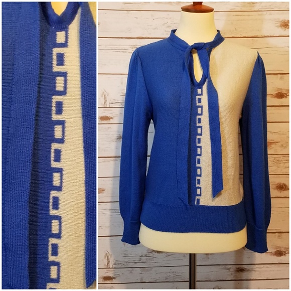 Vintage Sweaters - VINTAGE Petites R&K Tie Neck Sweater